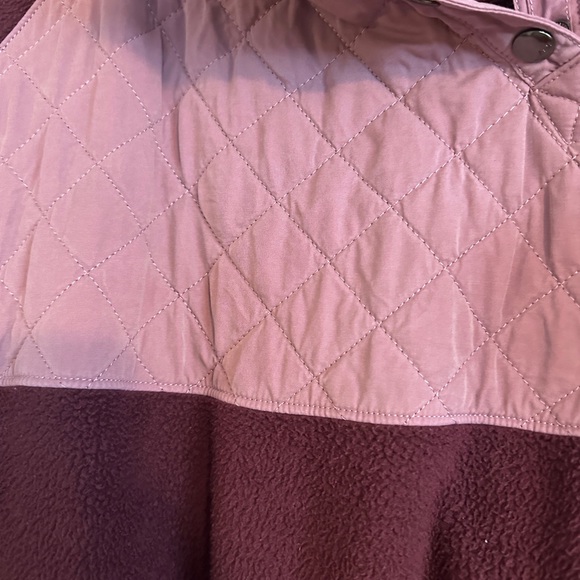 Abercrombie and Fitch fleece jacket. Size small. Excellent condition. - Picture 3 of 3